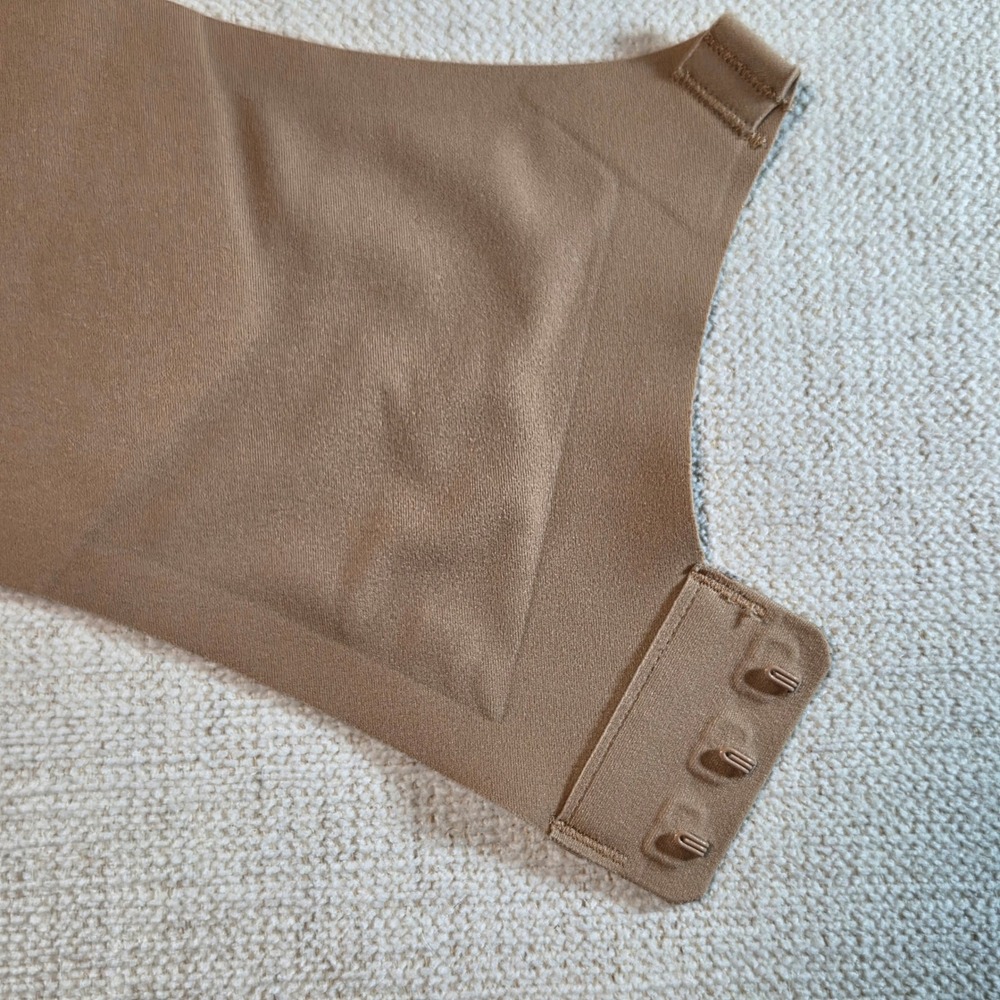 HoneyLove Liftwear CrossOver Bra M 36B/C Wireless Inserts Adjustable Nude Mesh - Picture 7 of 10